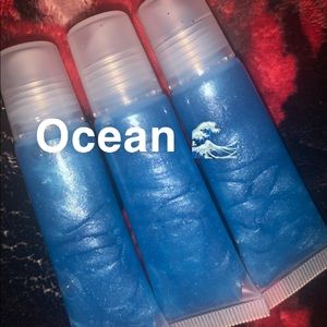 Ocean lipgloss 🌊 vegan and cruelty free